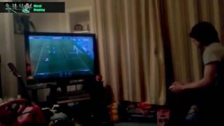 Rompe su tv por un gol  en fifa