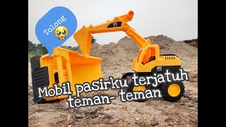 MOBIL PASIRKU TERJATUH 😱😭TEMAN-TEMAN # my sand car fell