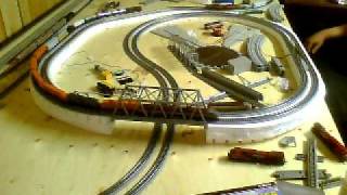 Second main line compleate 4x8 n scale 3 trains running