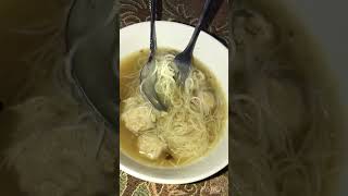 Indonesia's Street Food Bakso #foryou #shorts #indonesianfood #bakso #kuliner #chinesefood