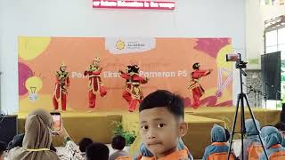 performance kakak d sekolah