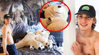 GIANT TEDDY BEAR PRANK ON BEST FRIEND!!