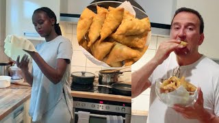 PREPARING SAMOSAS WITH MY MUM // COOKING VLOG 🧑‍🍳