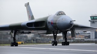 ✈ The Mighty Avro Vulcan XL426 High Power Taxi Runs at London Southend!