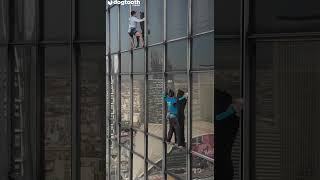 Man Climbs 400ft Skycraper Barefoot || Dogtooth Media