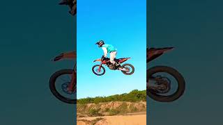 Dirt bike jumping #fpvdrone #fpv #trending