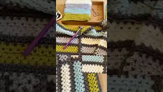 Modern Crochet Rectangle Blanket - free pattern on my blog www.thecrochetswirl.com #shorts #crochet