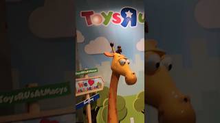 TOYS R US: HAPPY BIRTHDAY GEOFFREY! Macy's New York City