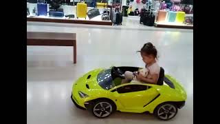 passeio de carrinho no shopping Resende