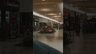 dead malls always provide great atmosphere for relaxing