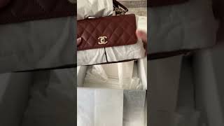 Unboxing my new Chanel handle bag 🤎#chanelunboxing #chanel #chanelhaul #chanelbag #cocohandle