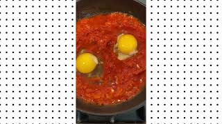 TRADER JOE'S SHAKSHUKA IN 8 MIN!! #shortsyoutube