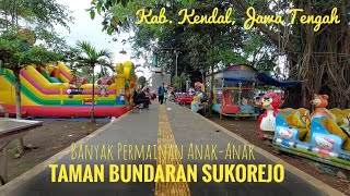 Asiknya Bermain di Taman Bunderan Sukorejo Kendal, Jawa Tengah