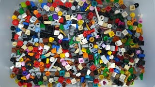 LEGO Speed Sorting 500+ Extra Lego Pieces from Various Sets