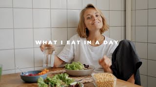 What I eat in a day | 100% Local Foods