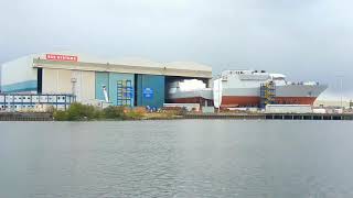 Forward and aft sections of HMS Glasgow rolled out