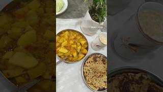 alloo petha ghiya ki sabzi and ghiya ki chapati.......