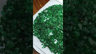 Natural uncut rough Emerald #treasurehunting #short #emerald #naturalsapphire