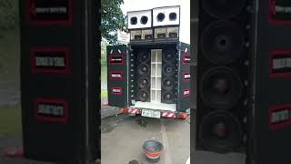 Carretinha 8 Triton 4000 tocando forte