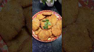 Dhuli Moong aur Gehu k Atte ki Mathi/Anu ki Rasoi #trending #food #ashortaday #cookingchannel #short