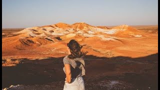 Gates of Paradise / The Breakaways themselves, Coober Pedy, Western Australia