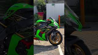 Heart❤️of every men💝 Kawasaki zx10r🏍️#kawasakininja #kawasaki #zx10r #shortsfeed #youtubeshorts