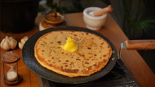 Biggest aloo paratha ever!!!!! Aloo Paratha Inspired From Aamchi Mumbai | Mumbai Streetfood