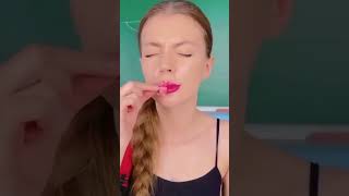 lipstick hack 🔥🔥#youtubeshorts #hack #beutyhack #shorts #lipstick #makeuptutorial