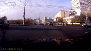 ДТП, думали проскочат на желтый / Car crash