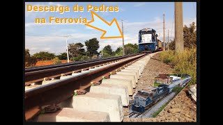 Descarga de Lastro na Ferrovia