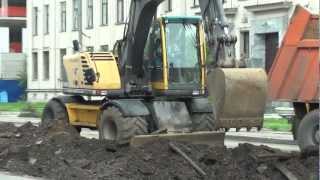 Excavator Volvo EW140B with big tyers part 2