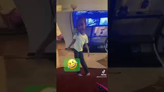 Funny dance #shortvideo #shorts #sillyfunnyvideos