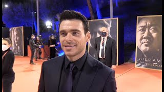 Richard Madden interview on the Eternals red carpet at Roma Premiere