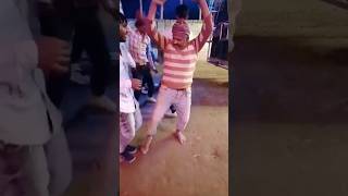 #shortvideo #ajaykumar #dance क्या डांस किया चाचा ने पुराने समय का डांस है बच्चा #ytshorts