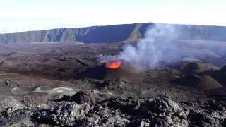 Lac de lave Piton de la Fournaise septembre 2015