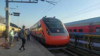 India's First 16 Coach Saffron Vande Bharat Express Arriving Ahmedabad