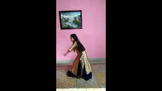 Awesome dance on Laung Laachi