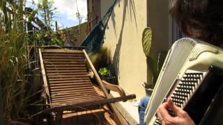 2014-05-11 balcon soleil accordeon