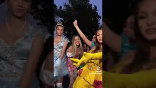 Brighton Sharbino, Jordan Way, Riley Lewis, Indiana Massara and Madison Lewis - TikTok