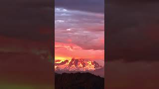 Mount Baker Sunset Timelapse: A Stunning Display of Clouds and Color over Washington