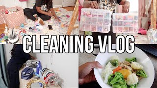 MAKING HEALTHY CHOICES, EASY AT HOME MEALS, TOY ORGANIZATION, WFH ROUTINE, EOY GOALS | CLEANING VLOG