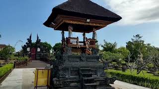 TIGA KEBUN RAYA DI BALI - 1 JAGATNATHA - 2 EKA KARYA - 3 GIANYAR