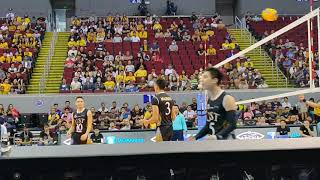 Joshua UMANDAL X Jude GARCIA.. UST vs. FEU | warm up | yourvolleyfrnds