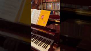 STEVEN HARPER POST GRAD PIANO TEACHER PLAYS AINT MIS BEHAVIN FATS WALLER..MADE MY TONY AMORE