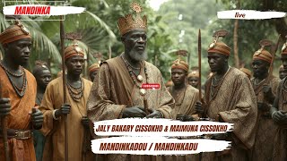 Mandinkadou Kathiaa par  Dialy Bakari Cissokho & I.Traore , Maimouna Cissokho & Djuguna Cissokho