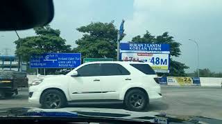 driving around tol jorr cilandak exit cipondoh padat,ada truk mogok di bahu jalan.#dashcam #car