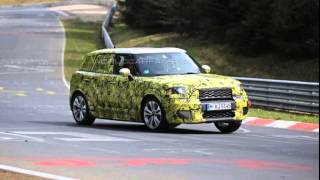 Next generation MINI Countryman spied in action on the 'Ring