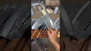 Wow😲😳 this is unbelievable 🤩 faster 😮 handmade knife #kitchenknife #knifeworld #youtubeshorts