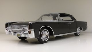 1:18 Lincoln Continental (1961) Yatming Road Signature