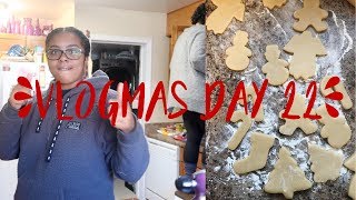 vlogmas day 22 | baking christmas cookies w/ my mom